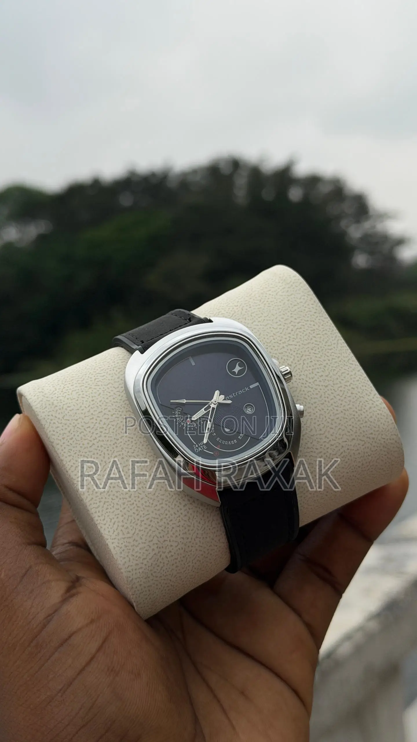 Fastrack Ufo Quartz Multifunction Watch