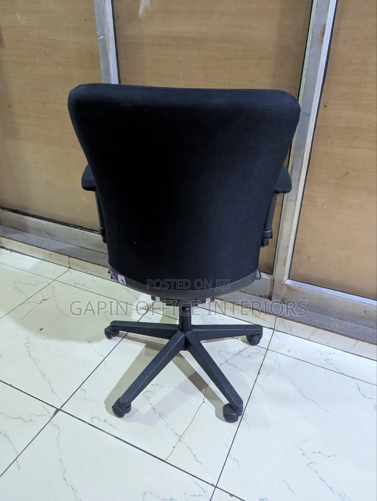 Durable Fabric Adjustable Chair in Very Good Condition