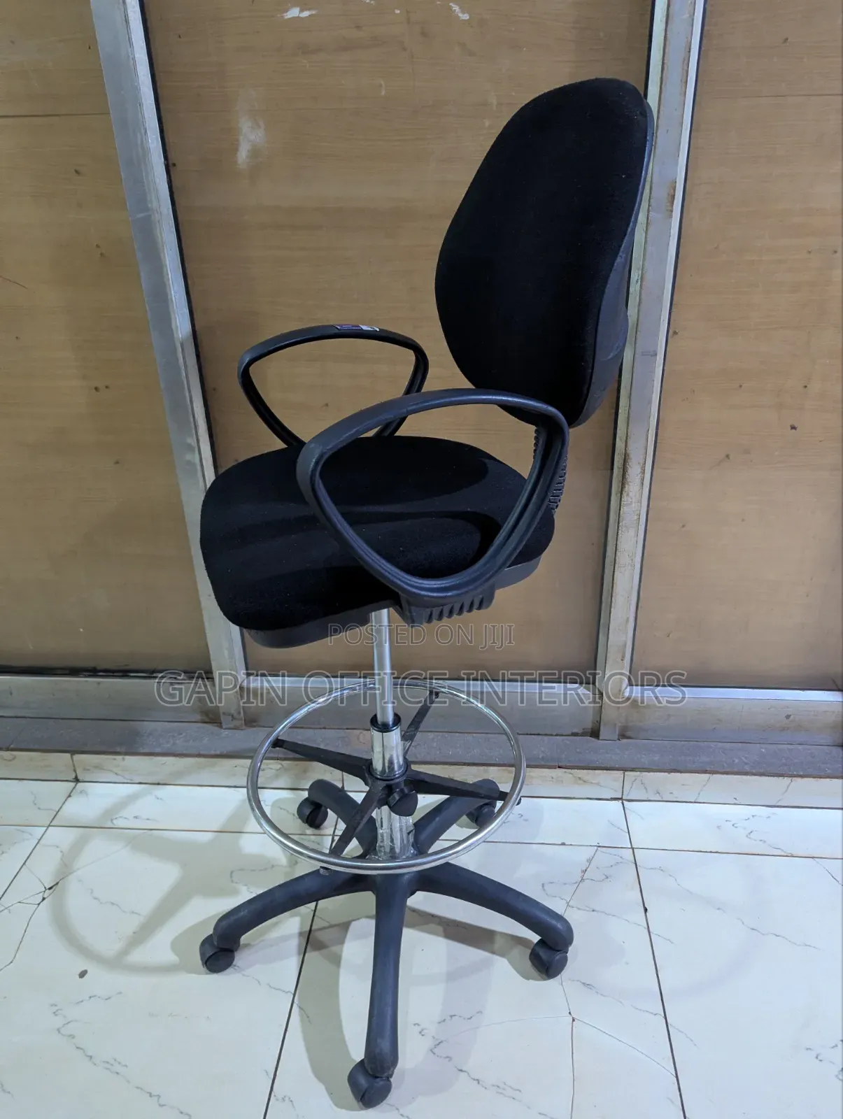 Second Hand Counter Chair // Office Chair With Adjustable Height