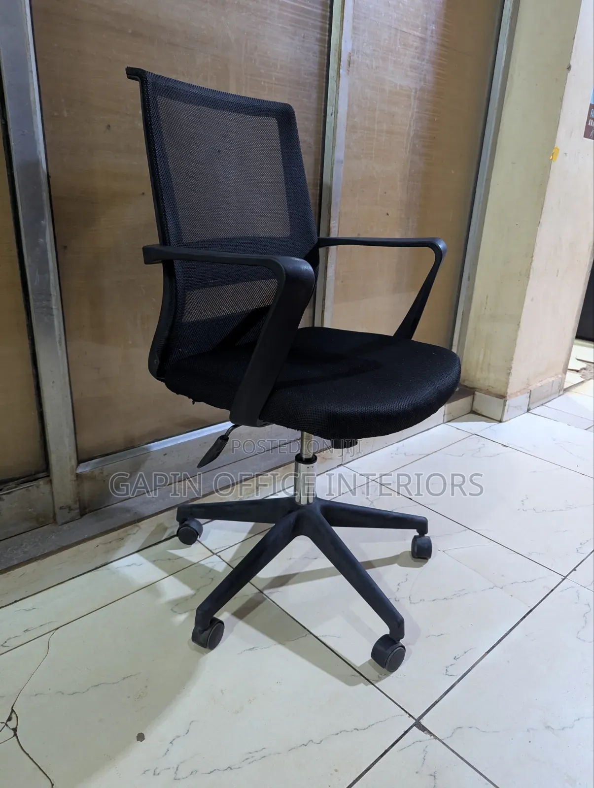 Mesh Back Adjustable Office Chair