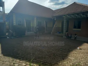 Furnished 2bdrm Apartment in Kira for sale