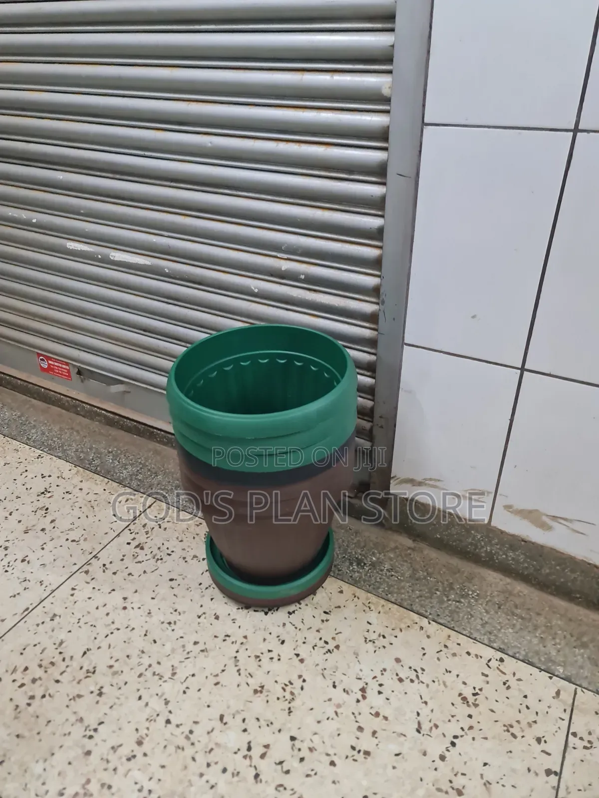 Street Plastic Flower Pots Plastic Flower Pots