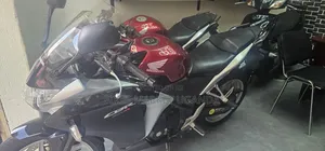 Honda CBR 2018 Red