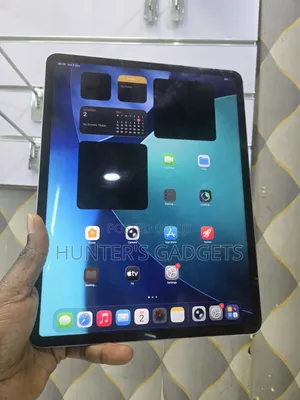 Apple iPad Pro 12.9 (2022) 128 GB Silver