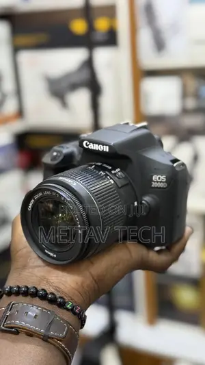 Canon Eos 2000d Aka Rebel T7
