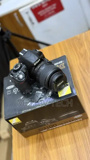 Nikon D3100
