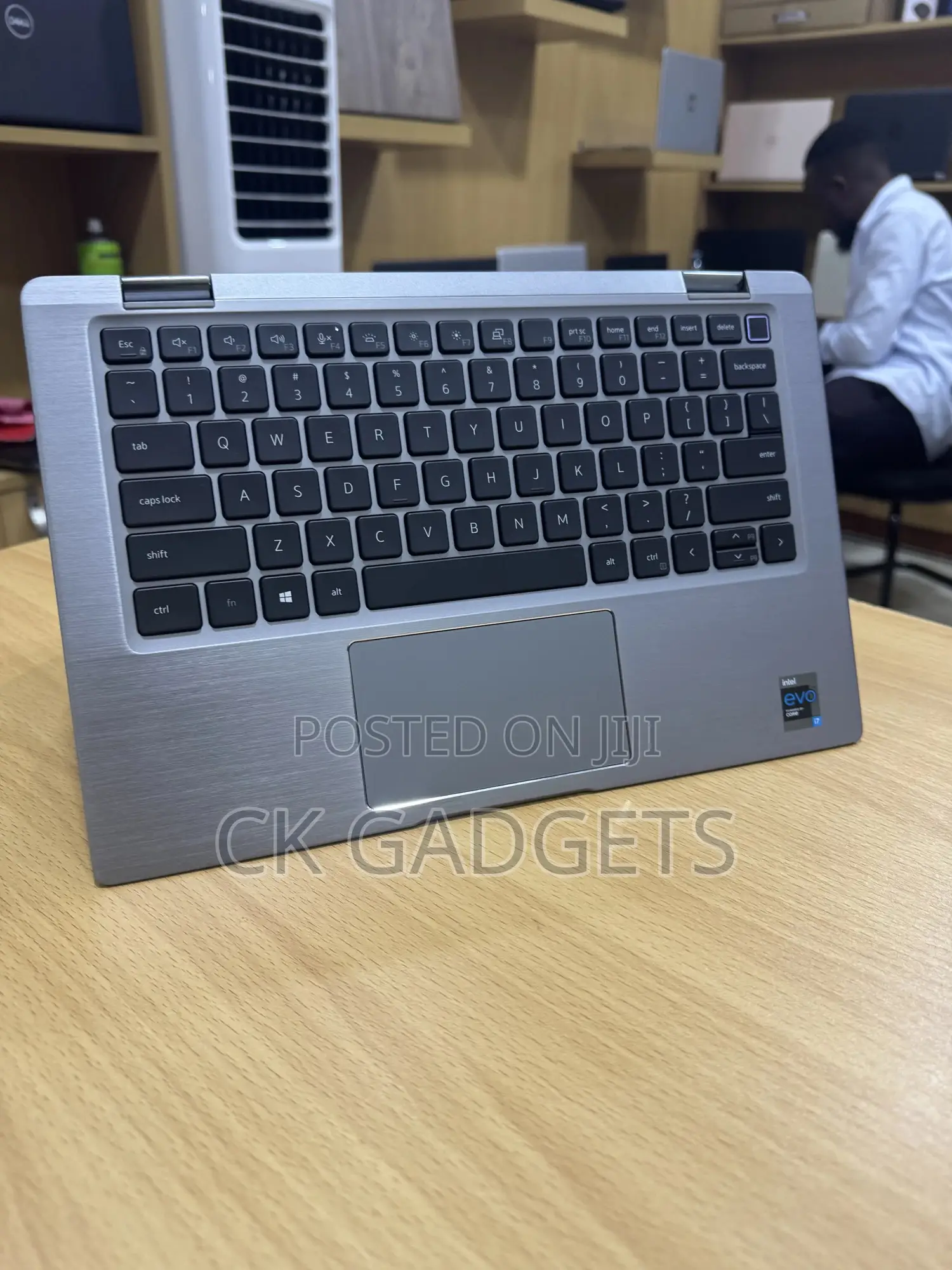 New Laptop Dell Latitude 7320 16GB Intel Core i7 SSD 512GB