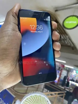 Apple iPhone 7 128 GB Black