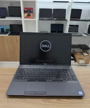 New Laptop Dell Precision 3541 16GB Intel Core i7 SSD 512GB