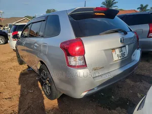 Toyota Corolla Fielder 2016 Silver