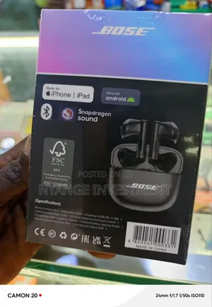 Bose Earbuds. Wireless Microphone