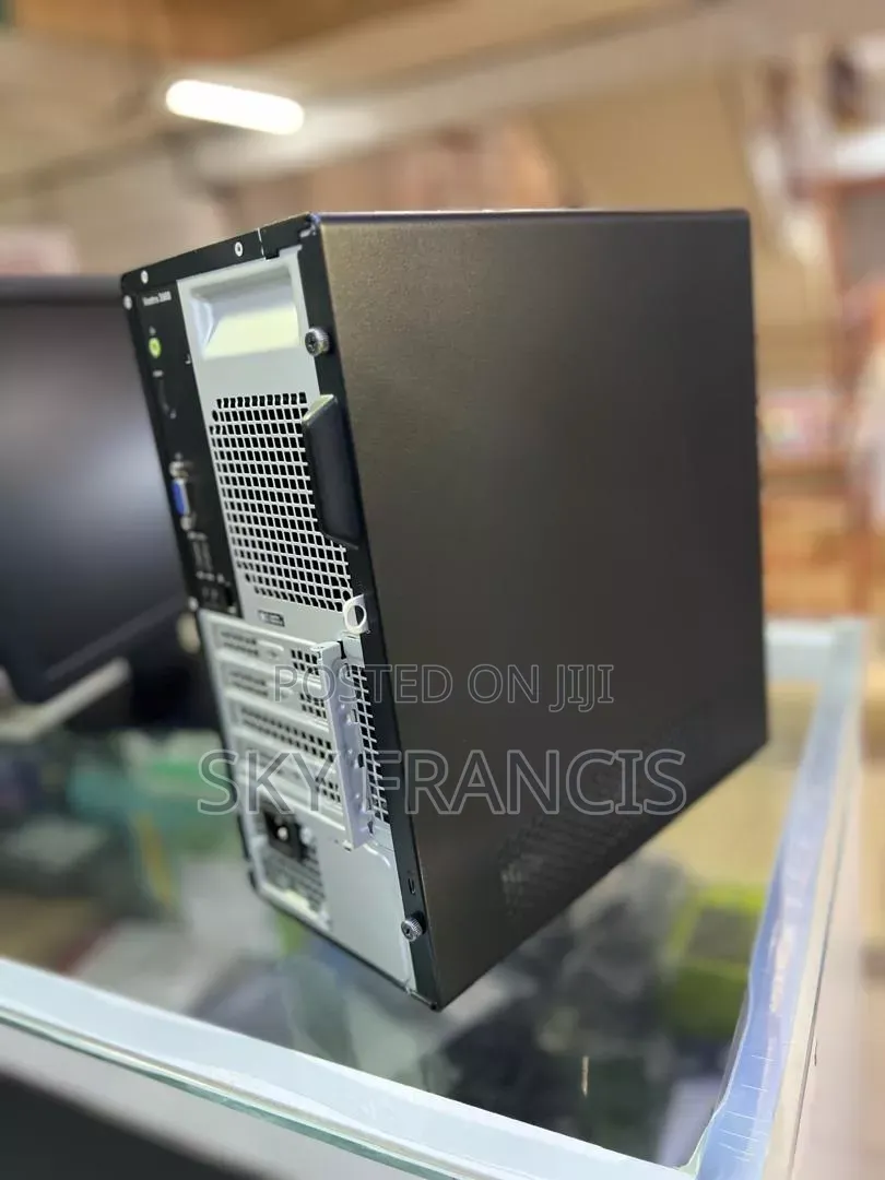 Desktop Computer Dell 16GB Intel Core i7 SSHD+SSD 512GB