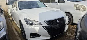 Toyota Crown Majesta 2017 White