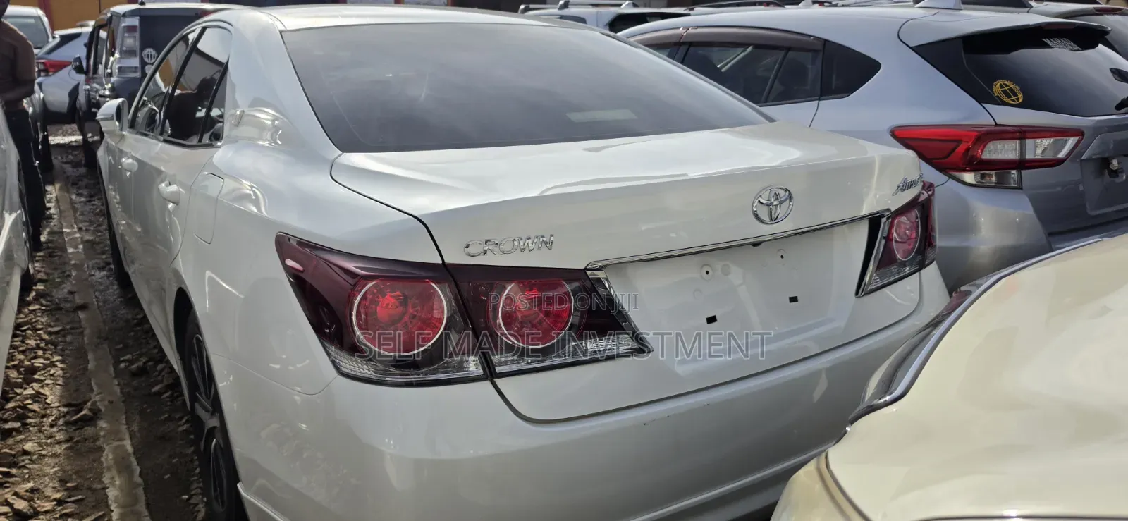 Toyota Crown Majesta 2017 White