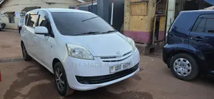 Toyota Passo 2010 White