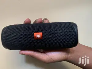 Jbl Flip 5 Black Bluetooth Wireless Speaker Uk Used 3 Months