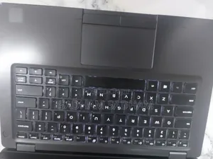 Laptop Dell Latitude 5300 8GB Intel Core i7 SSD 256GB