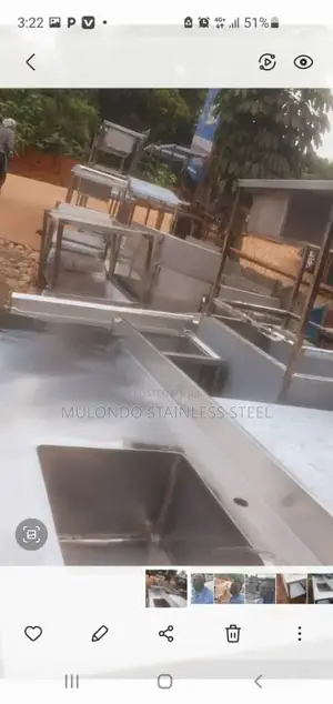 Table Sink Commercial