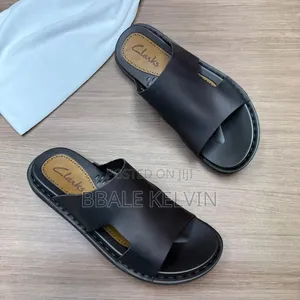 Men's Clarks Black Leather Men's Sandals 40-45 Sizes Original
