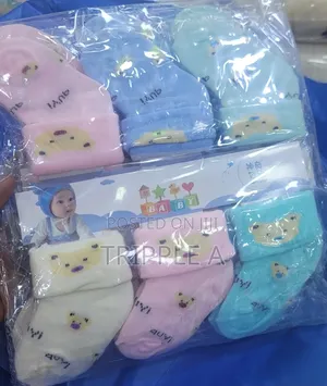 Freshfoot Unisex Cute Socks (12 Pairs)