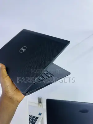 Laptop Dell Latitude 7320 16GB Intel Core i7 SSD 256GB