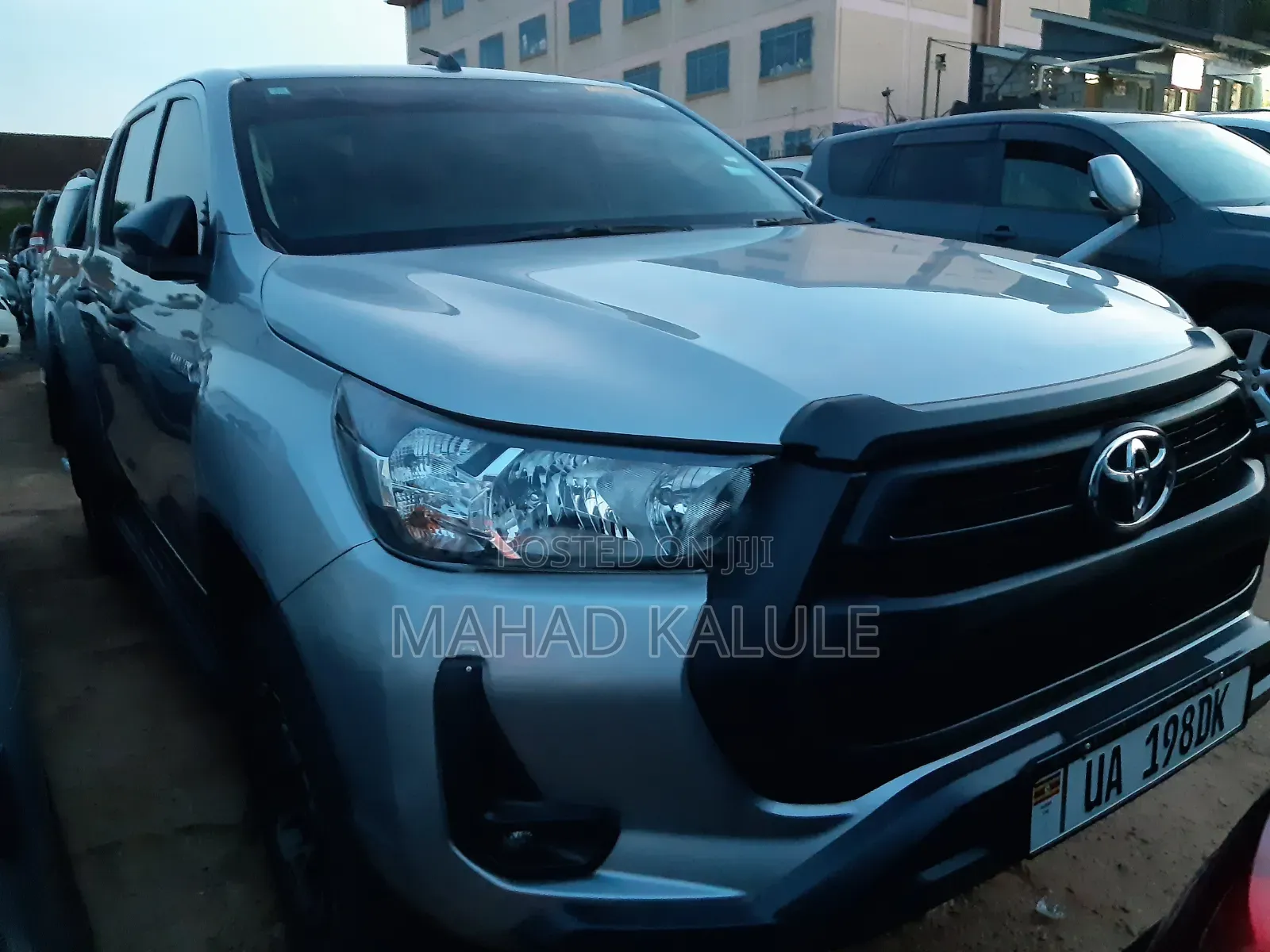 Toyota Hilux 2020 Silver