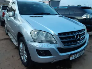 Mercedes-Benz M Class 2010 Silver