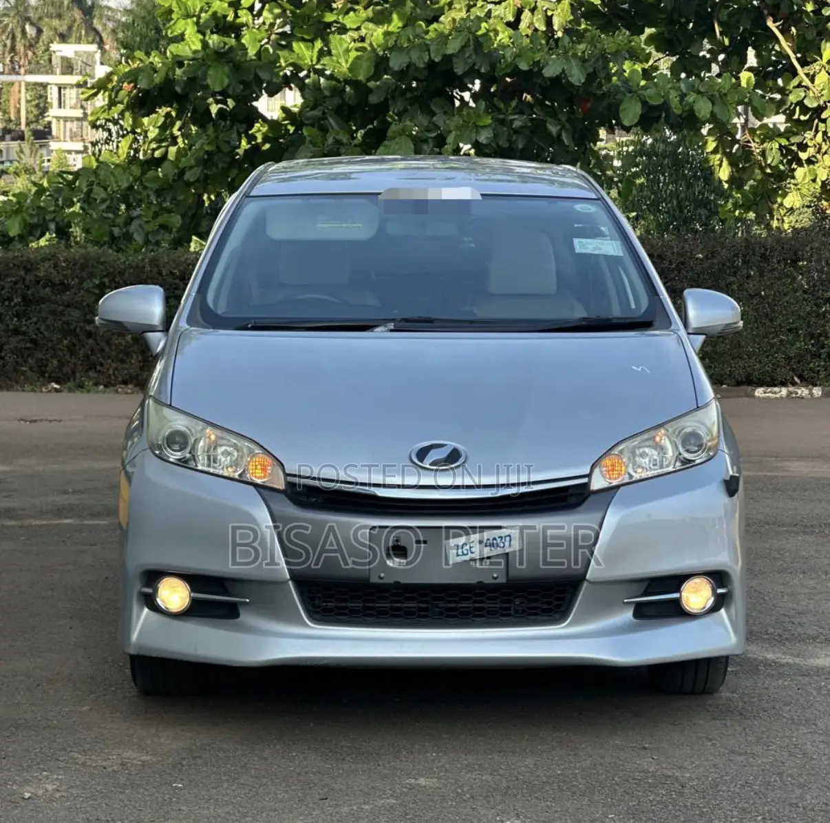 Toyota Wish 2013 Silver