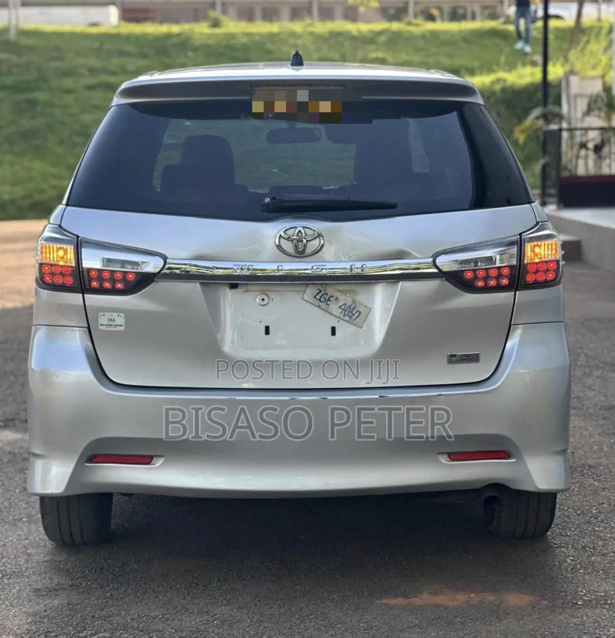 Toyota Wish 2013 Silver