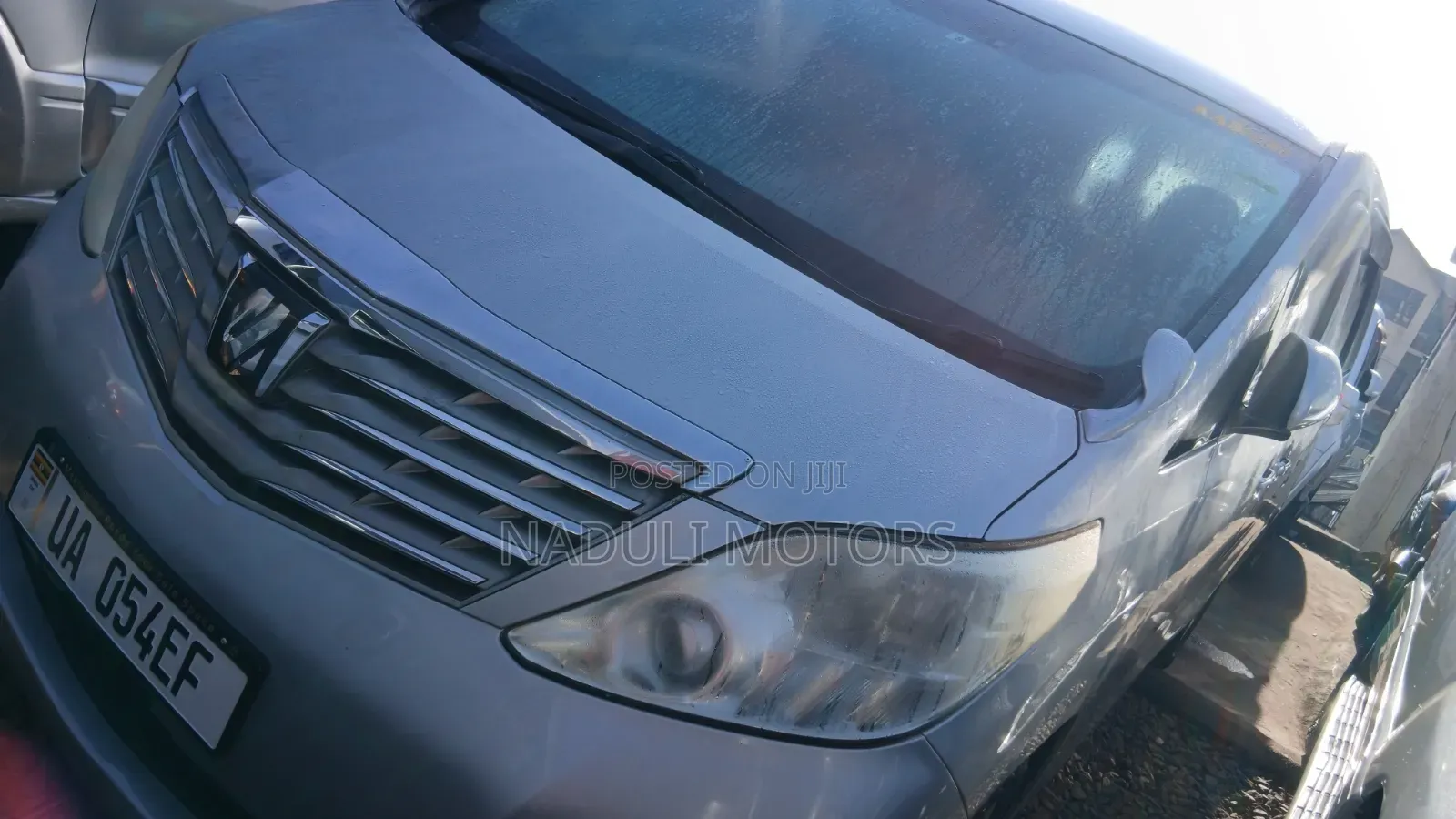 Toyota Alphard 2012 Silver