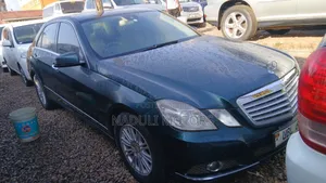 Mercedes-Benz E300 2011 Green