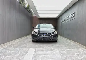 Volvo V60 2012 Black