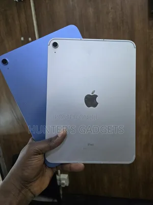 Apple iPad Air (2022) 64 GB Blue