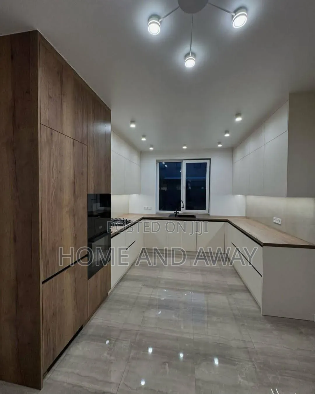 Kitchen/The Kitchen Cabinets Factory/Supply/Installation/Customization
