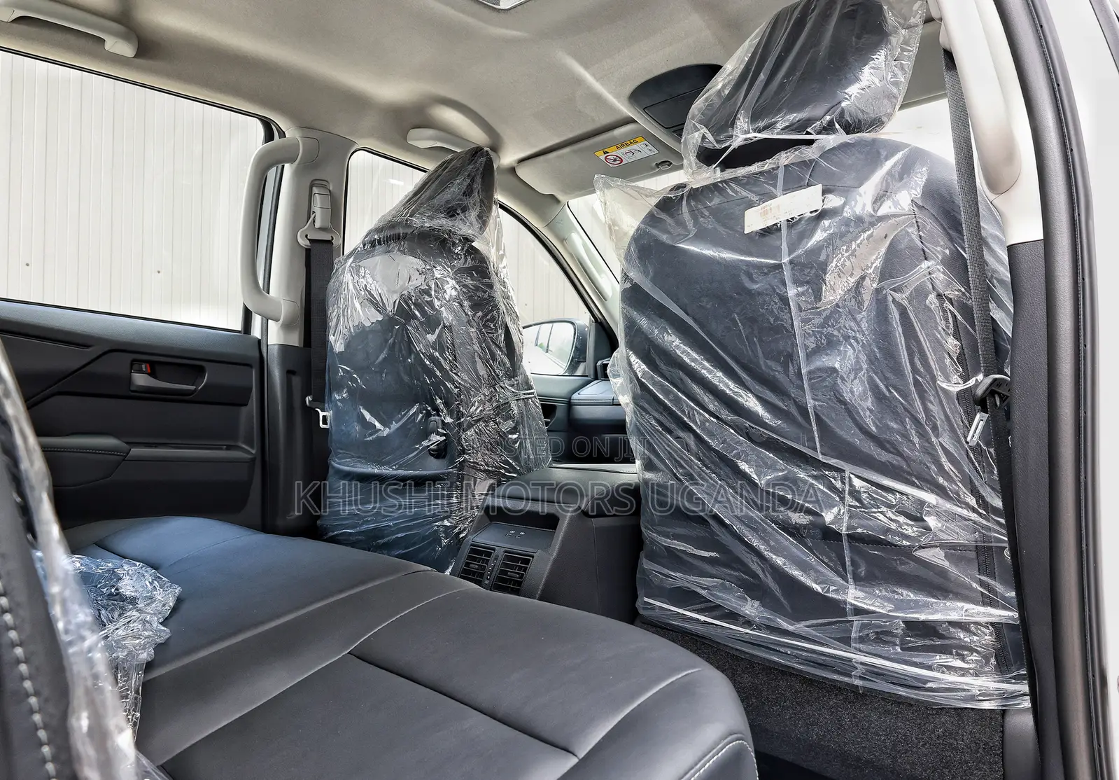 New Toyota Hilux 2025 White