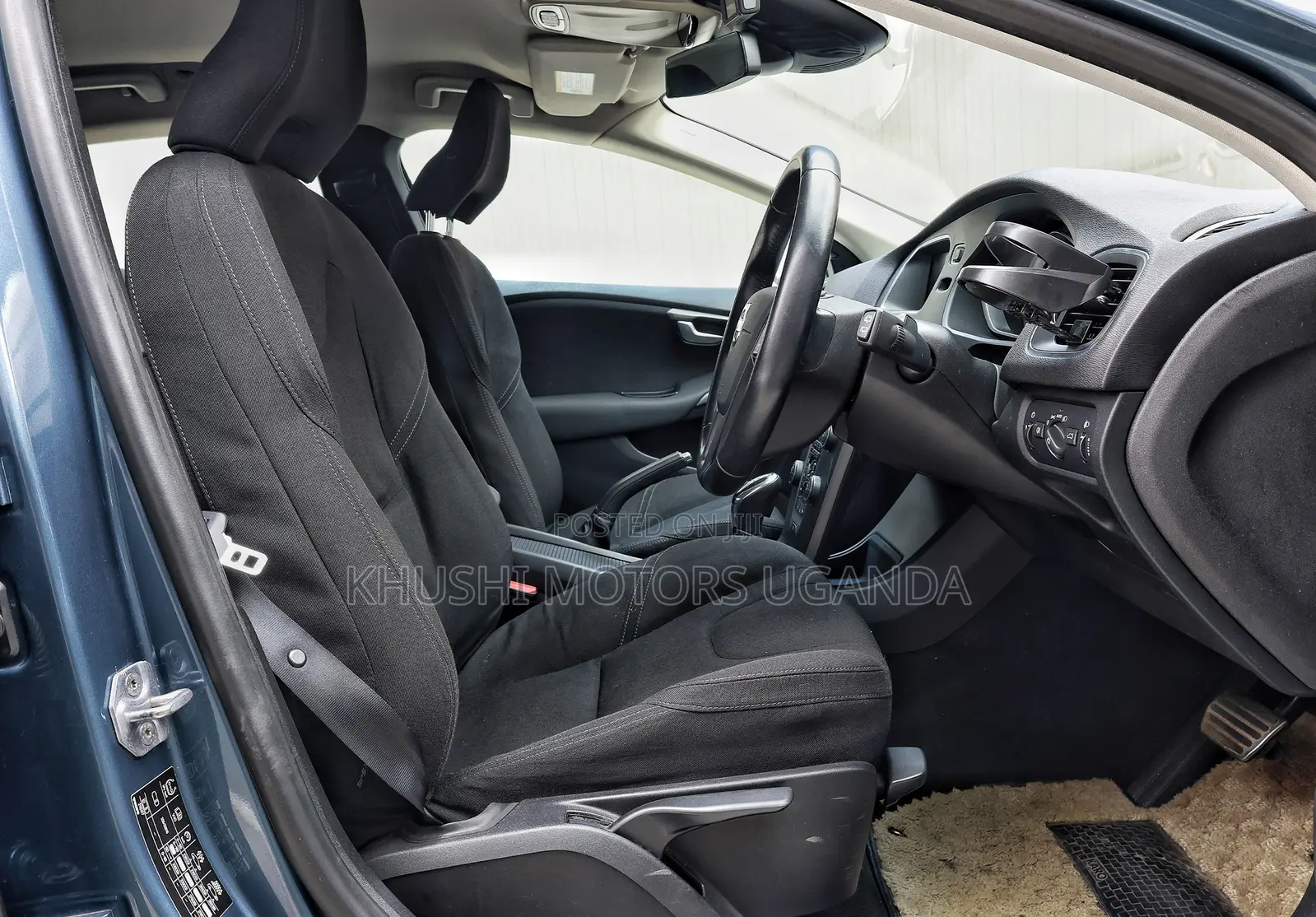 Volvo V40 2013 Blue