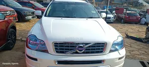 Volvo XC90 3.2 4dr SUV AWD (3.2L 6cyl 6A) 2011 Pearl