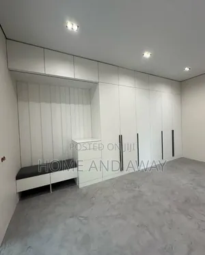 Modern Wardrobes in Any Colour/Design From 920,000/- Per Running Meter
