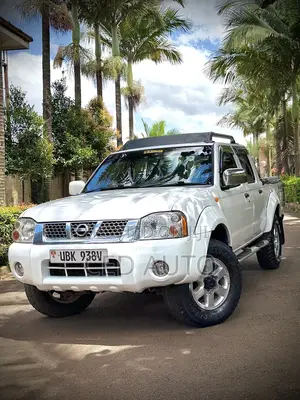 Nissan Hardbody 2000i 2006 White