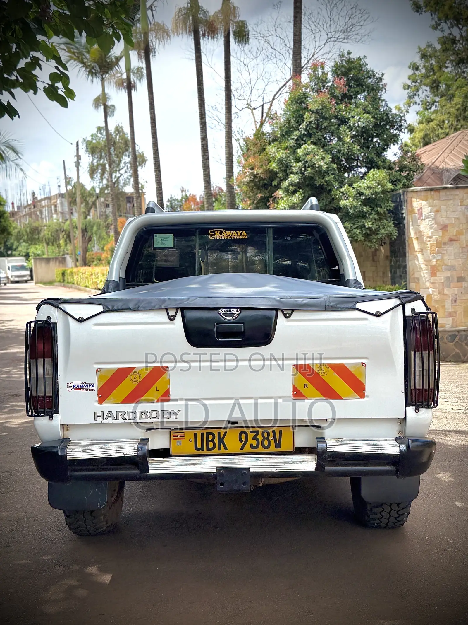 Nissan Hardbody 2000i 2006 White