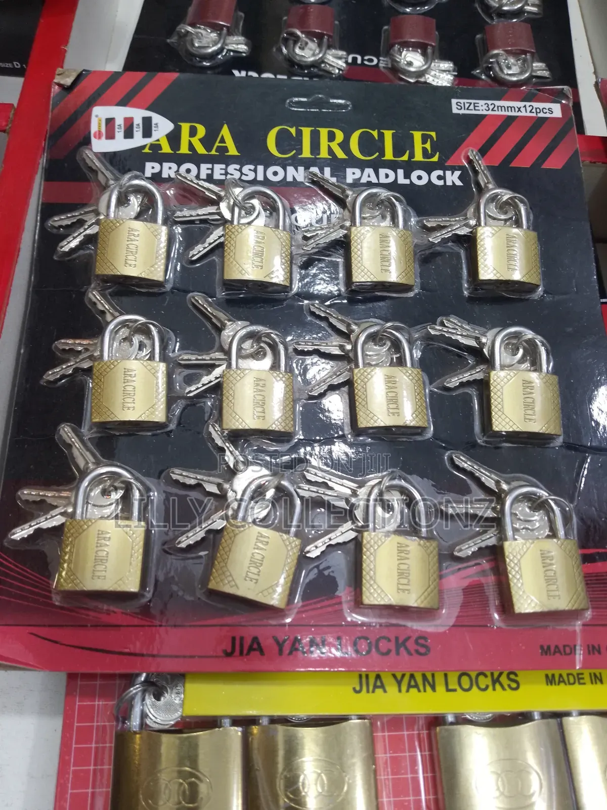 Sky Yan Padlock Chat