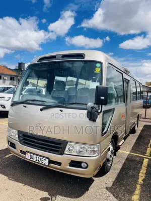Toyota Coaster 2011 Gold