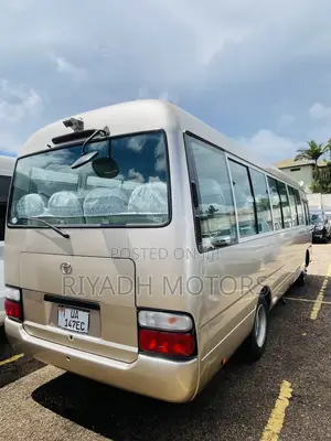 Toyota Coaster 2011 Gold