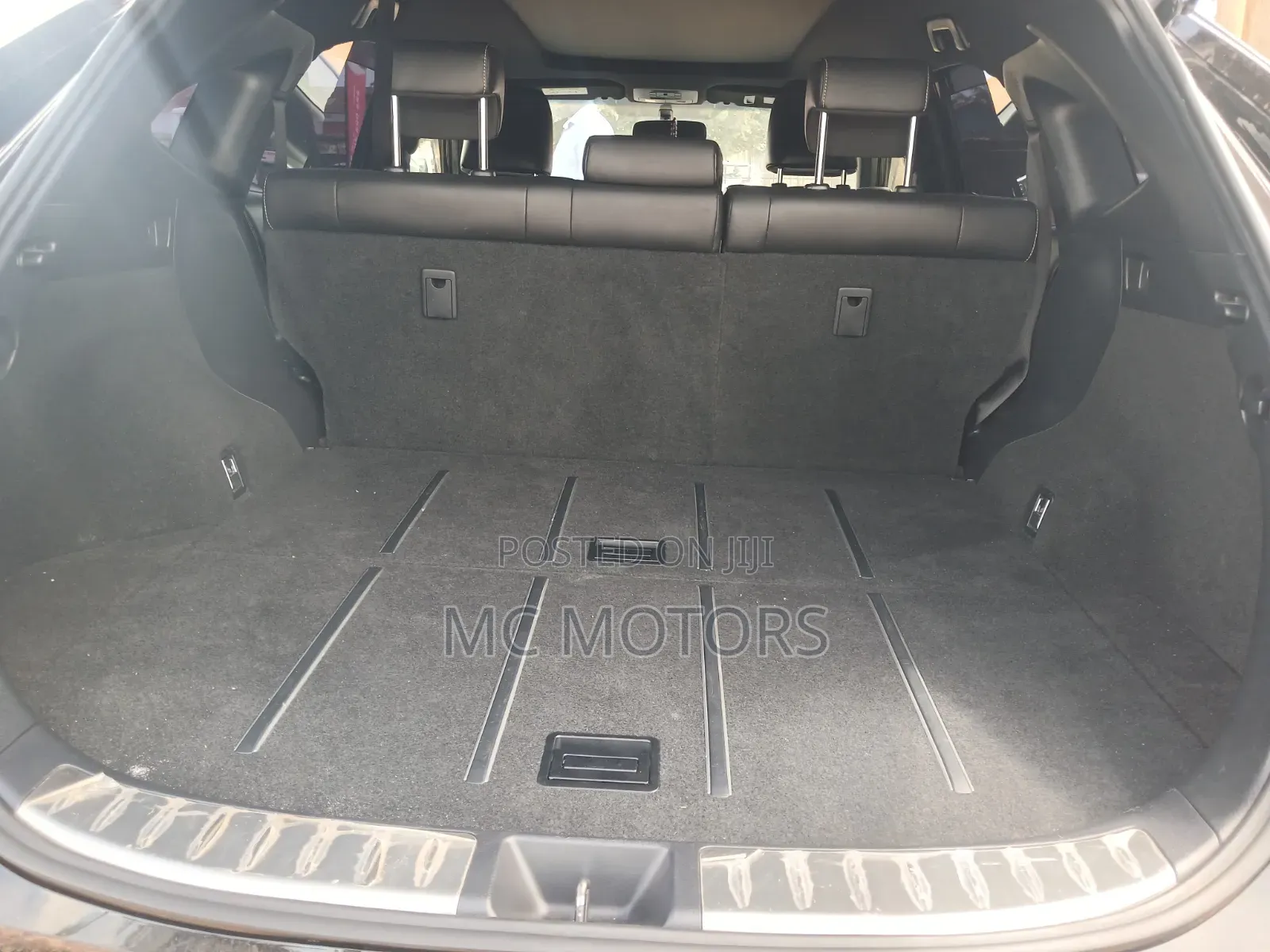 Toyota Harrier 2.0 2016 Black