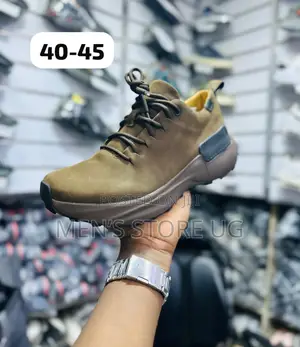Ecco Premium Classic Men’S Leather Sneakers