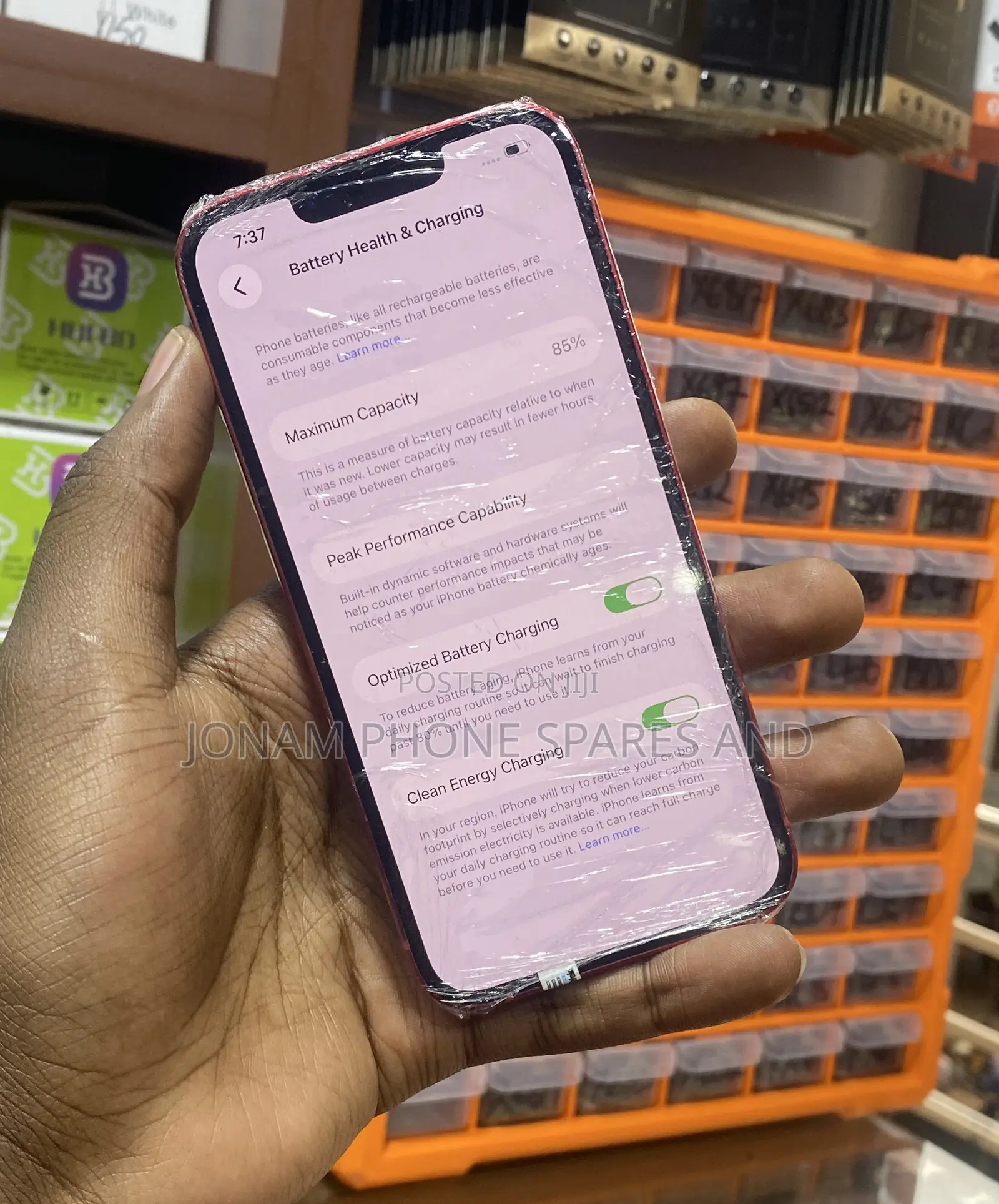 Apple iPhone 13 256 GB Red
