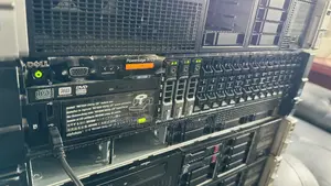 Server Dell PowerEdge R730 64GB Intel Xeon HDD+SSD 1.5T
