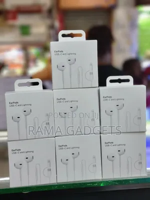Apple Earpods With Usb-C and Lightning Connectors,