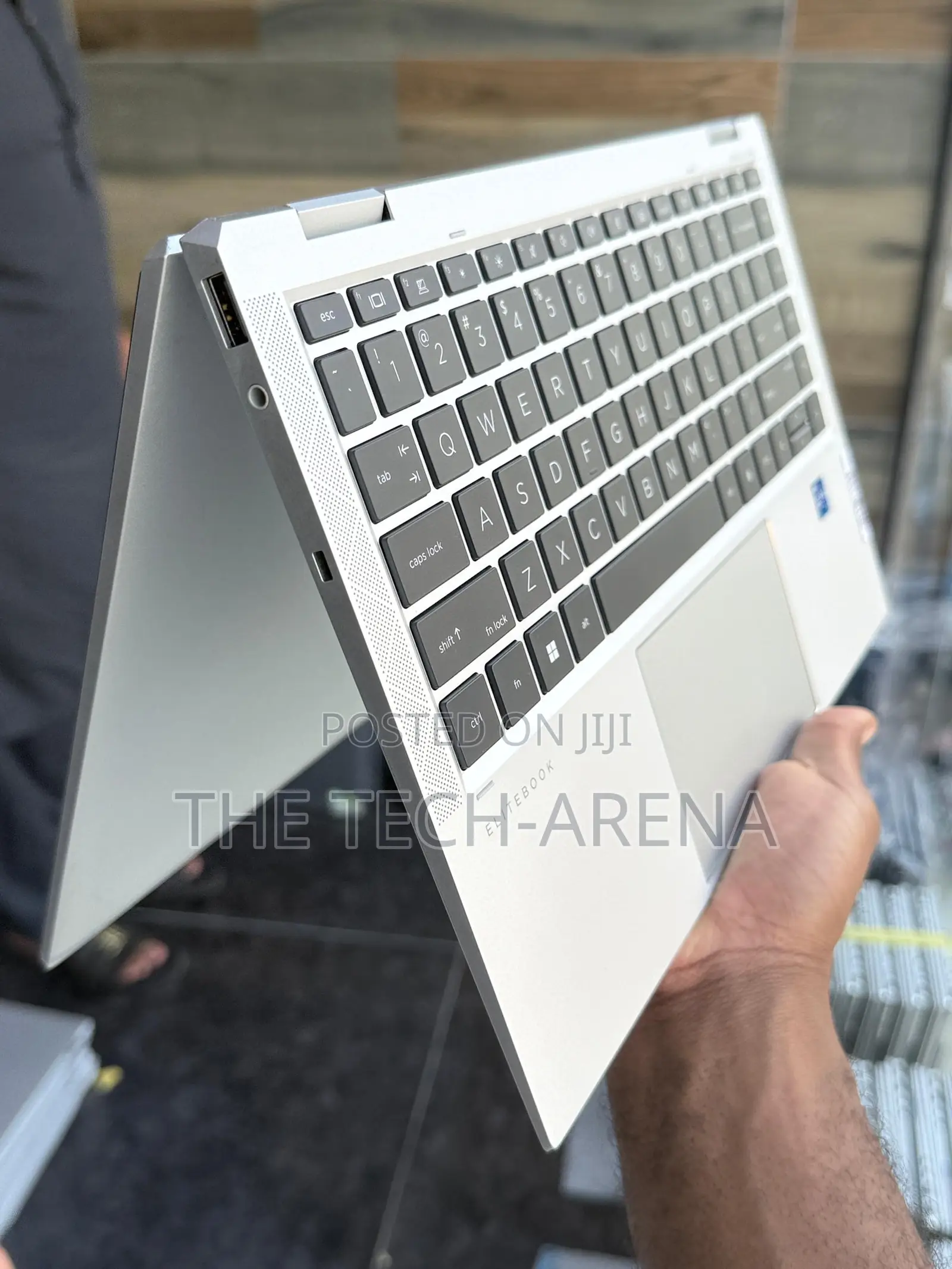 New Laptop HP EliteBook 1040 G4 8GB Intel Core i5 SSD 256GB