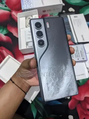 New Tecno Camon 40 Pro 5G 256 GB Black